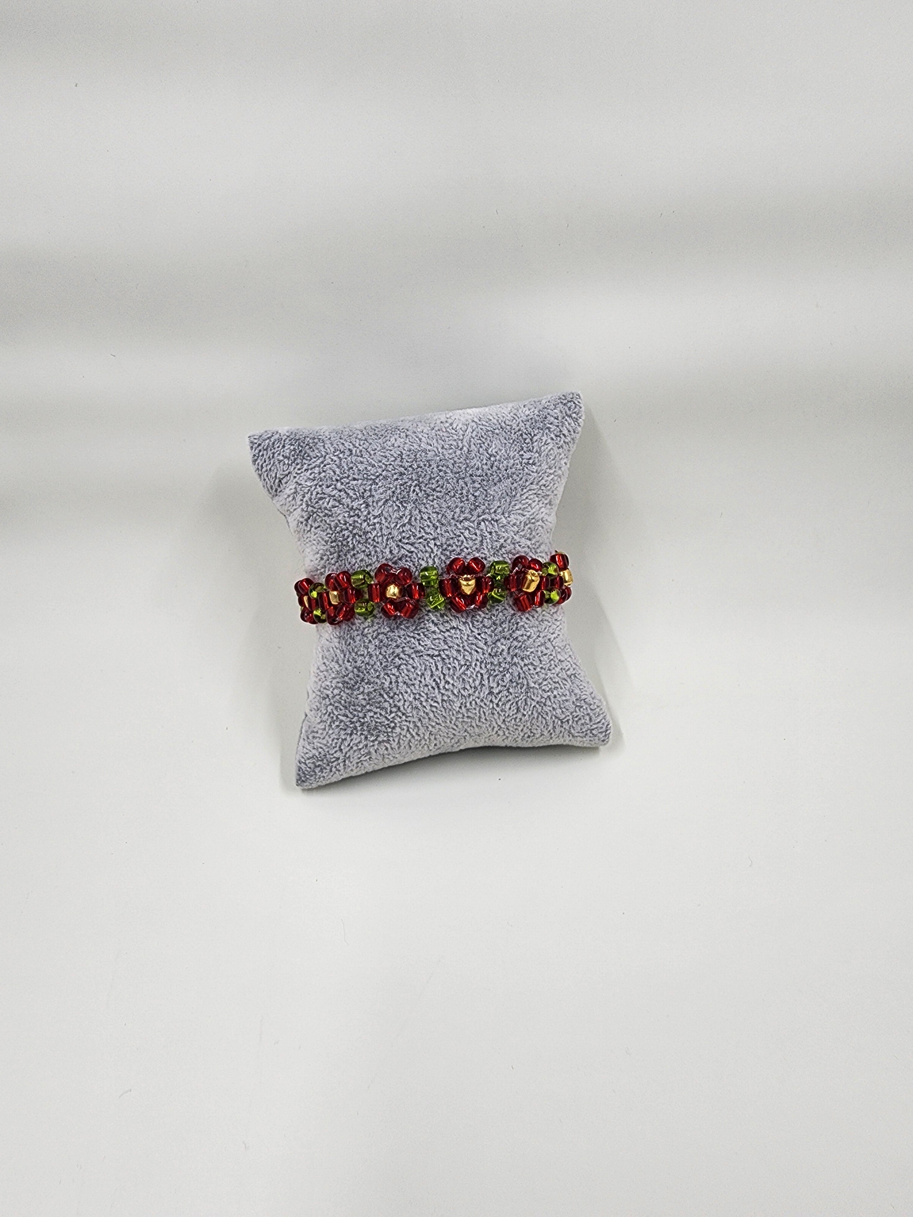 Red flowers bracelet