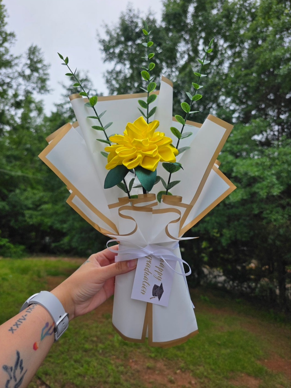 Individual eternal Dhalia graduation